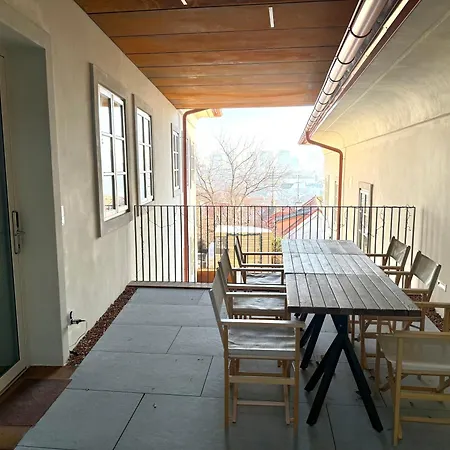 Apartment Cafe Hexe Bratislava
